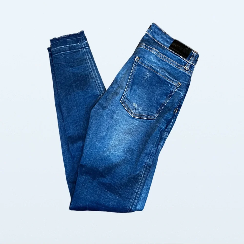 Zara Premium Denim Collection Medium Wash Midrise Jeans, Women’s Size 4 - Picture 5 of 6